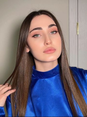 Полина